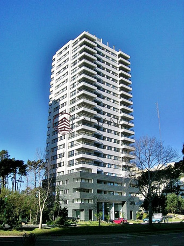 Imagen 13 de 20 de Apartamento Sobre Avenida Roosevelt - Punta Del Este Roosevelt