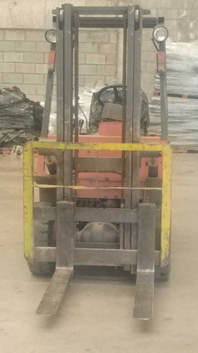 Alquiler De Autoelevador/clark-zona Norte - Tel: 1525053856