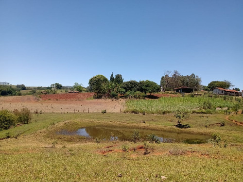 Imagem 8 de 20 de Sítio 6 Alqueires Em Angatuba Sp, Oportunidade... Com 2 Casas Sede E Caseiro... Sede 4 Quartos 3 Wc, Cozinha Sala Copa Lavanderia Garagem Para Até 3 Veículos, Barracão De Trato E L - St00008 - 687704