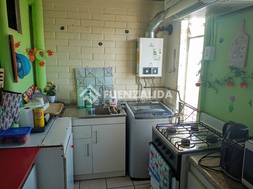 Venta Departamento En Lo Prado, 2 Dormitorios, 1 Baño