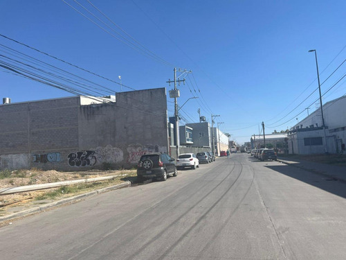 Terreno En Renta Con Bardas En Industrial Delta Leon, Gto A Unos Metros De Bodega Aurrerá Y Delta