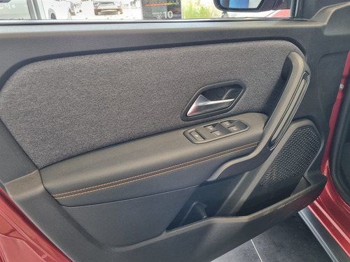 Imagen 15 de 20 de Renault Oroch Intens Outsider 1.3 2023 0km