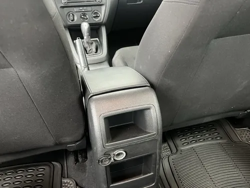Volkswagen Jetta TRENDLINE NF 2.0 AUT