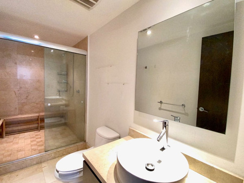 Departamento Con Gran Vista En Campos Eliseos Esquina Arquim