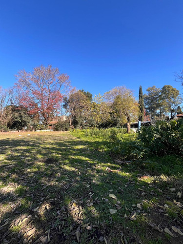 Quinta En Venta, 2 Dormitorios, La Reja, 1500 Metros De Terreno Con Pileta
