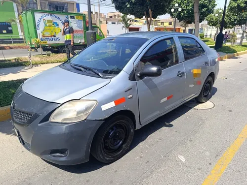 Se Vende Toyota Yaris 2011 Completamente Operativo