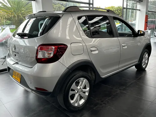 Renault Stepway 1.6 Expression / Zen