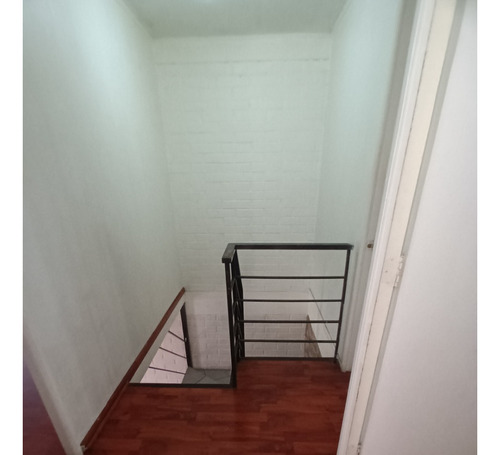 Casa Con Local Comercial Independiente En Avenida 4 Poniente
