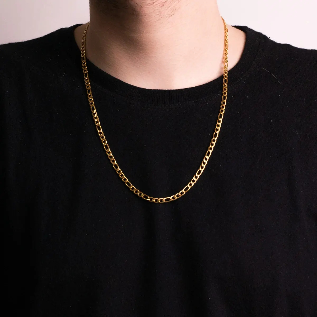 Corrente Masculina Fina de Aço Inoxidável Dourada