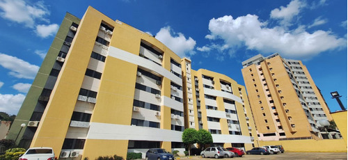 Apartamento En Alquiler Equipado En Tazajal, Naguanagua 215440 Lz
