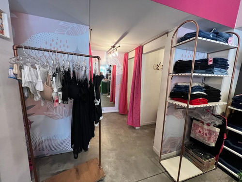 Imagen 5 de 12 de Venta Local Comercial. Pleno Centro Lanus