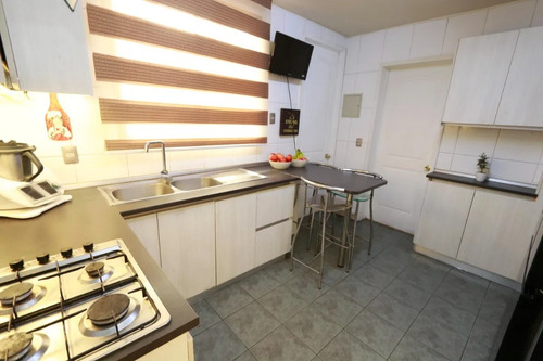 Gran Casa 6d-4b En Exclusivo Sector
