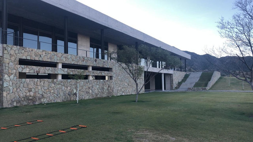 Imagen 2 de 10 de Lote De 578 M2 En Mendoza Norte Country Club