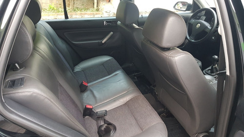 Volkswagen Golf 2010 1.6 Vht Sportline Total Flex 5p