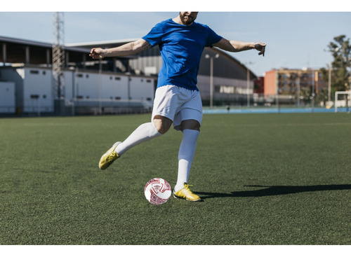 Pelota Futbol Oficial Umbro Swerve Mini N°1 Juega Con Estilo