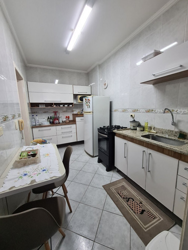 Imagem 6 de 14 de Apartamento 2 Dormitórios Prédio Frente Mar Ocian Ams323