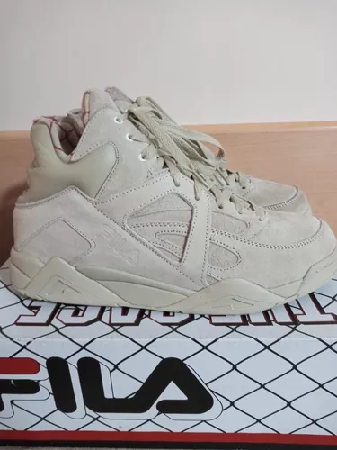 Tenis Fila The Cage Beige (gamuza) Talla 28cm en venta en Ecatepec de Estado De México por sólo $ 1,750.00 OCompra.com Mexico