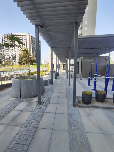 Arriendo Departamento 1 D 1 B Bod Y Terraza Semi Amoblado
