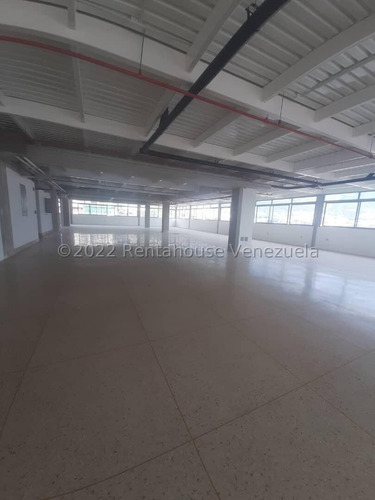 Imagen 2 de 11 de Local Comercial En Alquiler Industrial La Urbina 22-18334 Ep