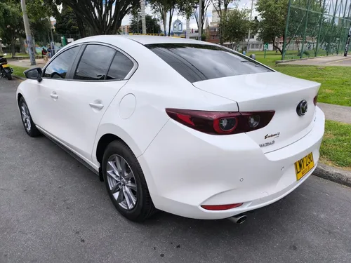 Mazda 3 2.0 Touring