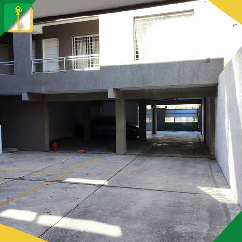Cochera En Venta En Villa Ballester