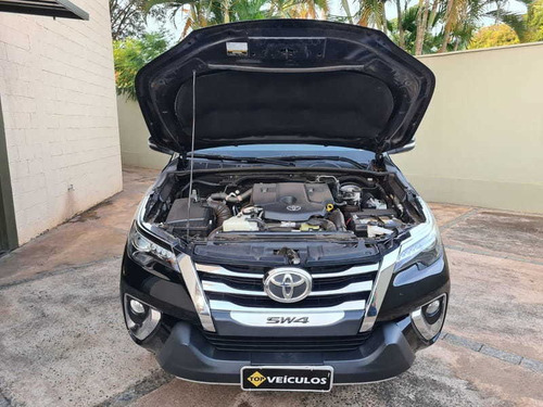 Imagem 13 de 15 de Toyota Hilux Swsrxa4fd 2017