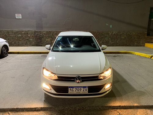 Imagen 2 de 24 de Volkswagen Polo Msi Comfortline 1.6