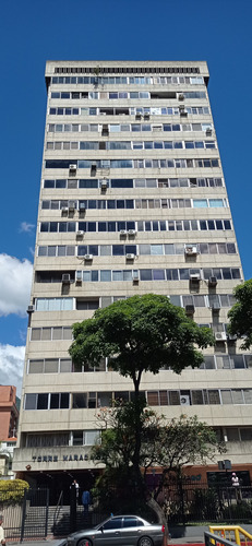 Oficina Consultorio  Av Libertador Torre Maracaibo Oficina En Alquiler Yc20w
