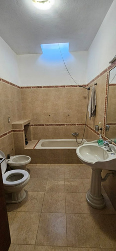 Venta Gran Casa En Cerro Austria Y Portugal