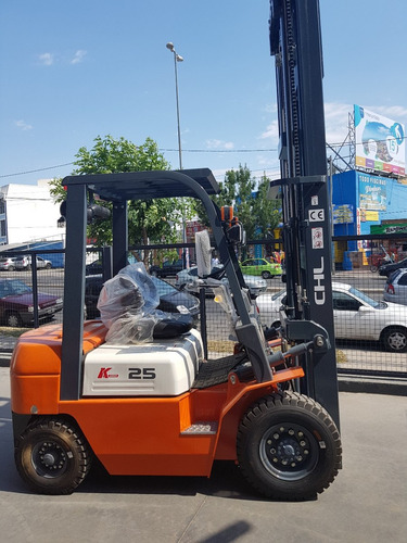 Imagen 11 de 15 de Autoelevador Chl/ Heli 2500kg Motor A498 Euro3 Torre 3.5 M