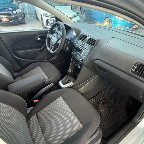 Volkswagen Vento 1.6 Confortline At