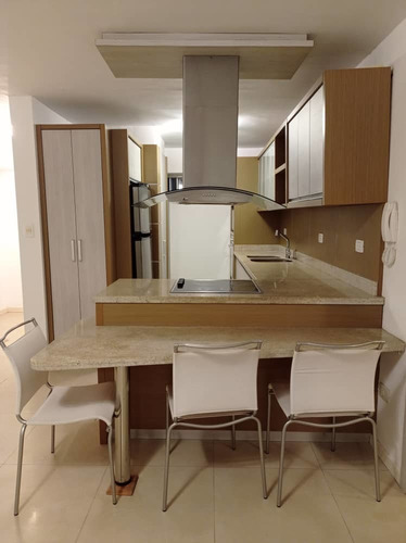 Imagen 4 de 8 de Apartamento En Alquiler En Margarita Vzla +584168954884