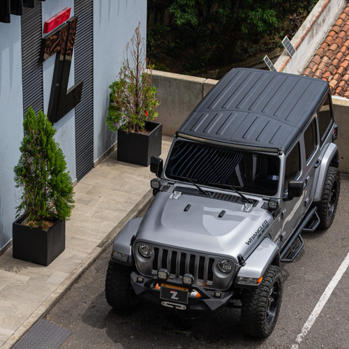 Jeep Wrangler Unlimited 2.0