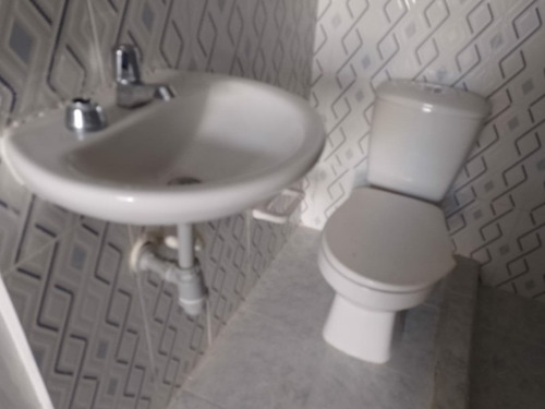 Imagen 10 de 17 de Casa En Arriendo En Barranquilla La Libertad