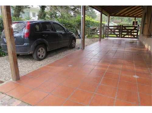 Imagen 7 de 15 de Casa - Barrio Parque Leloir