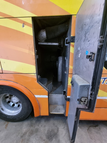 Imagen 8 de 15 de Volvo / Marcopolo B12r