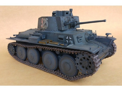 German Pz.kpfw. / Pz.bfwg 38(t) Ausf. Hobby Boss 80138 1:35