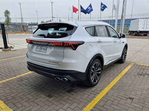 Jetour X70 Plus 1.5 Aut