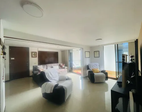 Vendo Apartamento En La Parte Baja De La Loma De Los Bernal Con Linda Vista