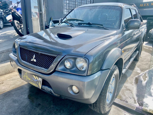 Imagem 2 de 8 de Mitsubishi L200 Outdoor Hpe 2012 Diesel