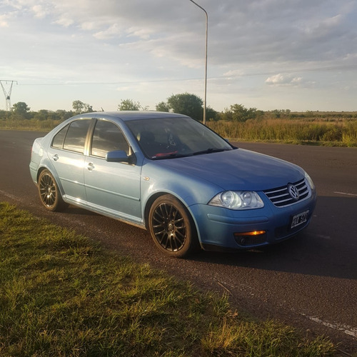 Bora 1.8 T Cuero 2009