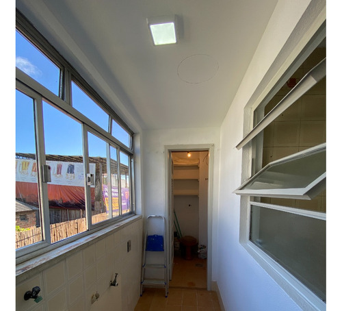 Aluga-se Apartamento Em Ótima Localização No Bairro Cristal E Próximo A Orla