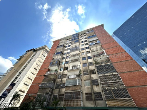 Apartamento En Venta Los Palos Grandes Ee24-23638