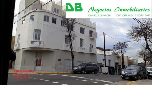 Ph En Venta Parque Chacabuco A La Calle Con Renta