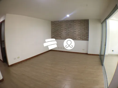 Lujoso Apartamento En El Corazón De Laureles