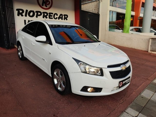 Imagem 3 de 9 de Cruze 1.8 Lt 16v Flex 4p Automático
