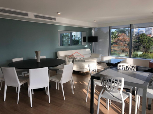 Espectacular Apartamento En Punta Del Este - Ref: 5025