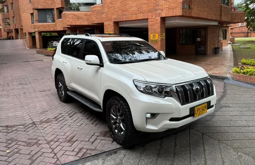 Toyota Vx 4.0 (2023)