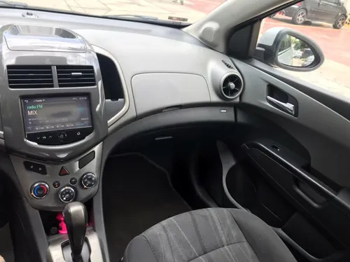 Chevrolet Sonic 1.6 Lt 4 p