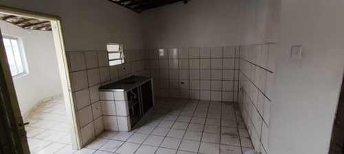 Alugo Casa Grande 1 Andar Com 2 Quartos No Alto Sta Isabel